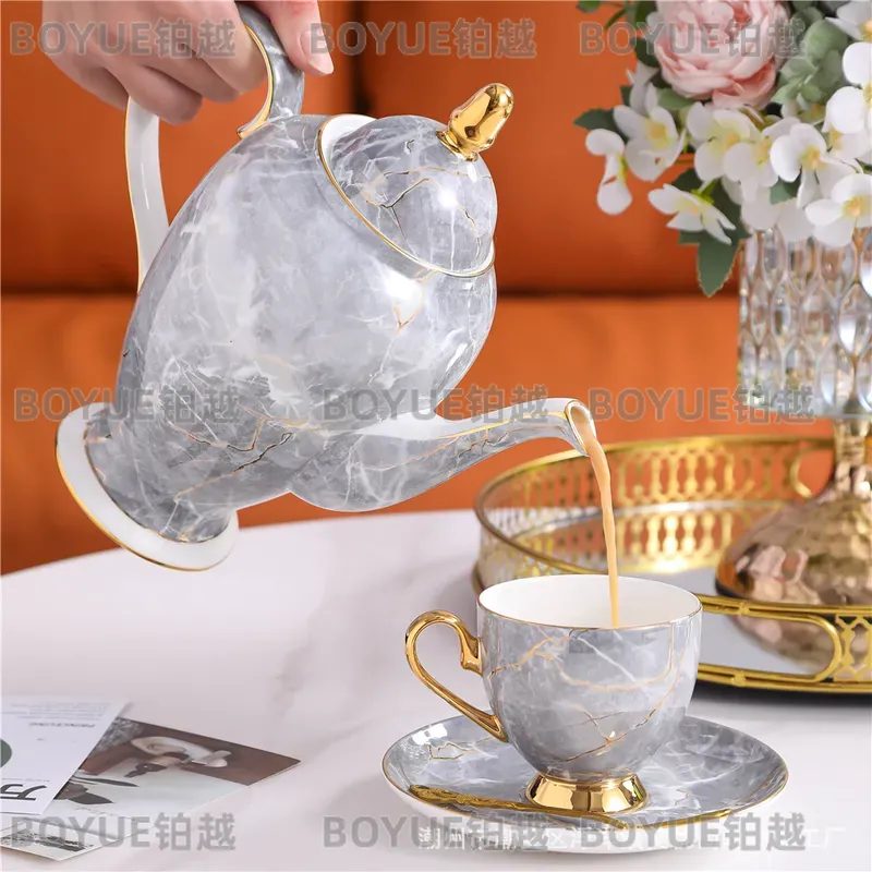 Luxuriöses Bone China Kaffeeta – Luxury Gift Set Bewertung und Preis