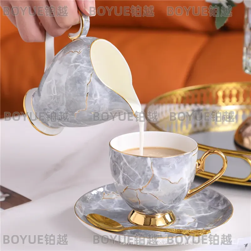 Luxuriöses Bone China Kaffeeta – Luxury Gift Set Bewertung und Preis