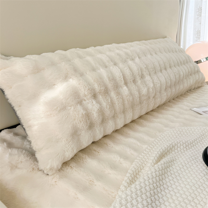 1 Stück einfarbiges Plüschkiss – Silk Pillowcase Bewertung und Preis