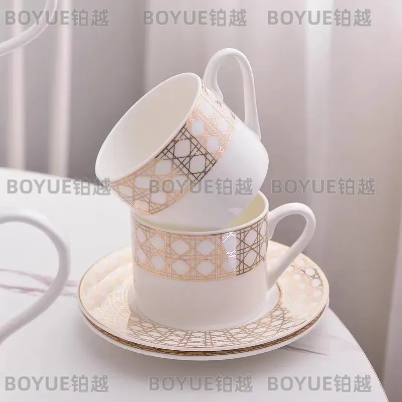 Luxuriöses Bone China Kaffeeta – Luxury Gift Set Bewertung und Preis